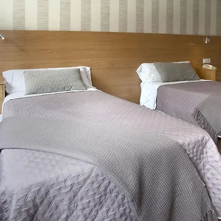 Hostal Crisol 2* A Coruña