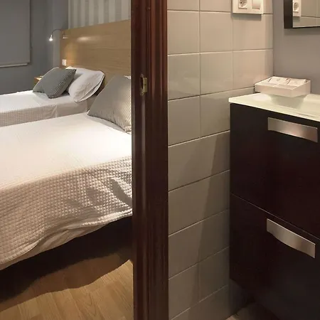 Hostal Crisol Pensionat 2*