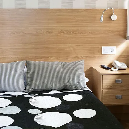 Hostal Crisol 2* A Coruña