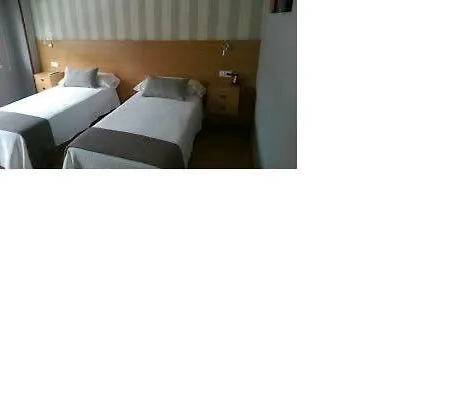Pensionat Hostal Crisol 2*